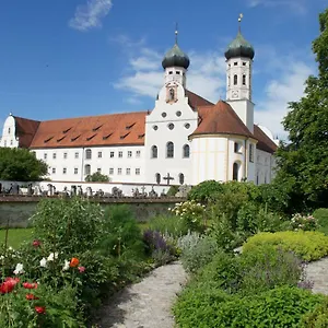 Kloster - Der Salesianer Don Bosco Gasthof
